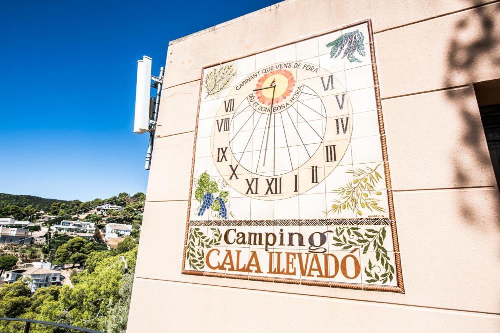 Camping Sunissim Cala Llevado 4 By Locatour Hotel Tossa de Mar Buitenkant foto
