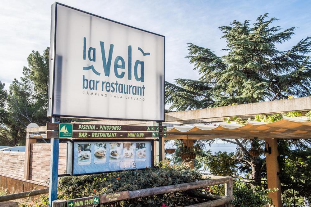 Camping Sunissim Cala Llevado 4 By Locatour Hotel Tossa de Mar Buitenkant foto
